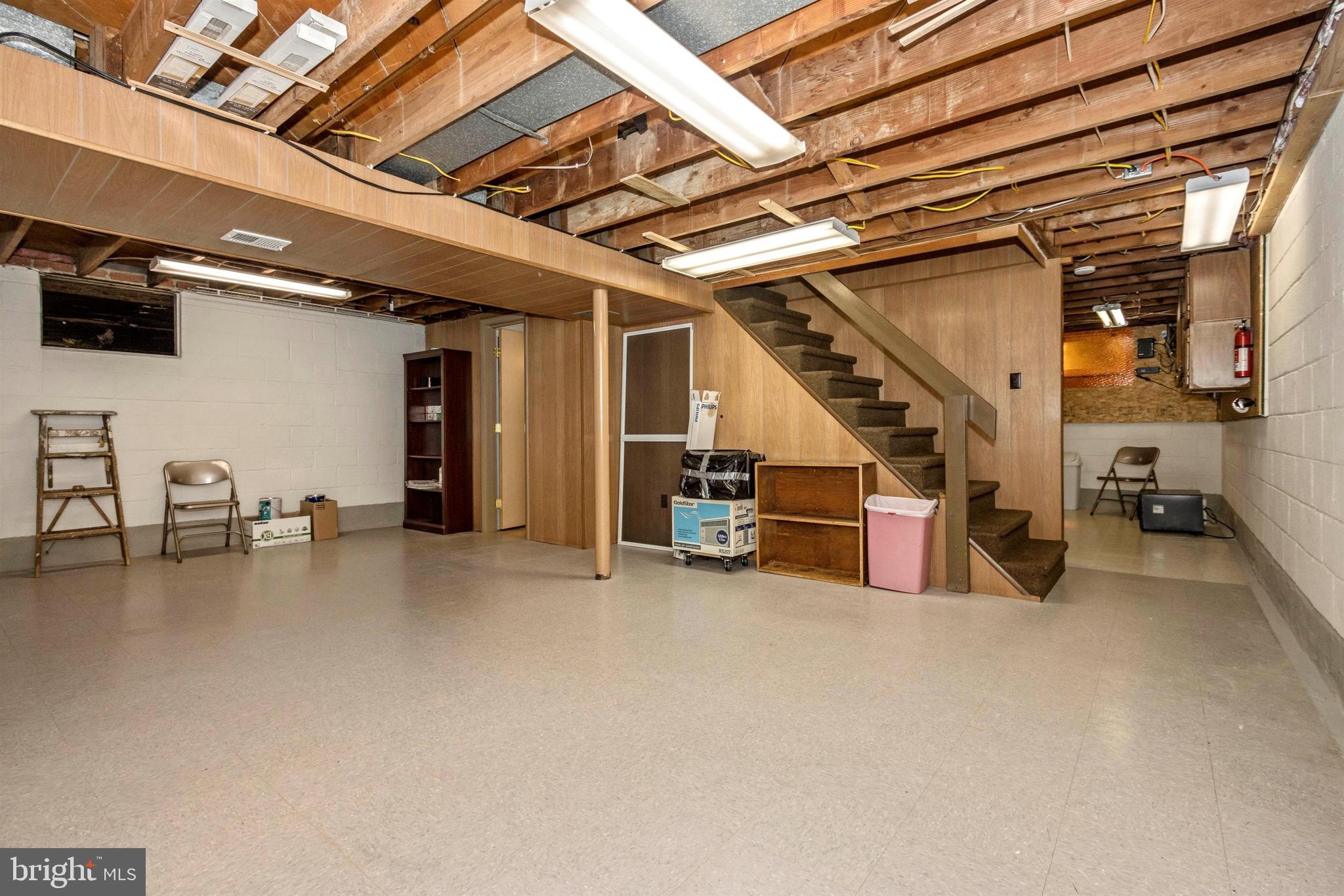 5213 Cochran Road Beltsville, MD 20705 - Photo 20 of 47 BASEMENT/REC ROOM