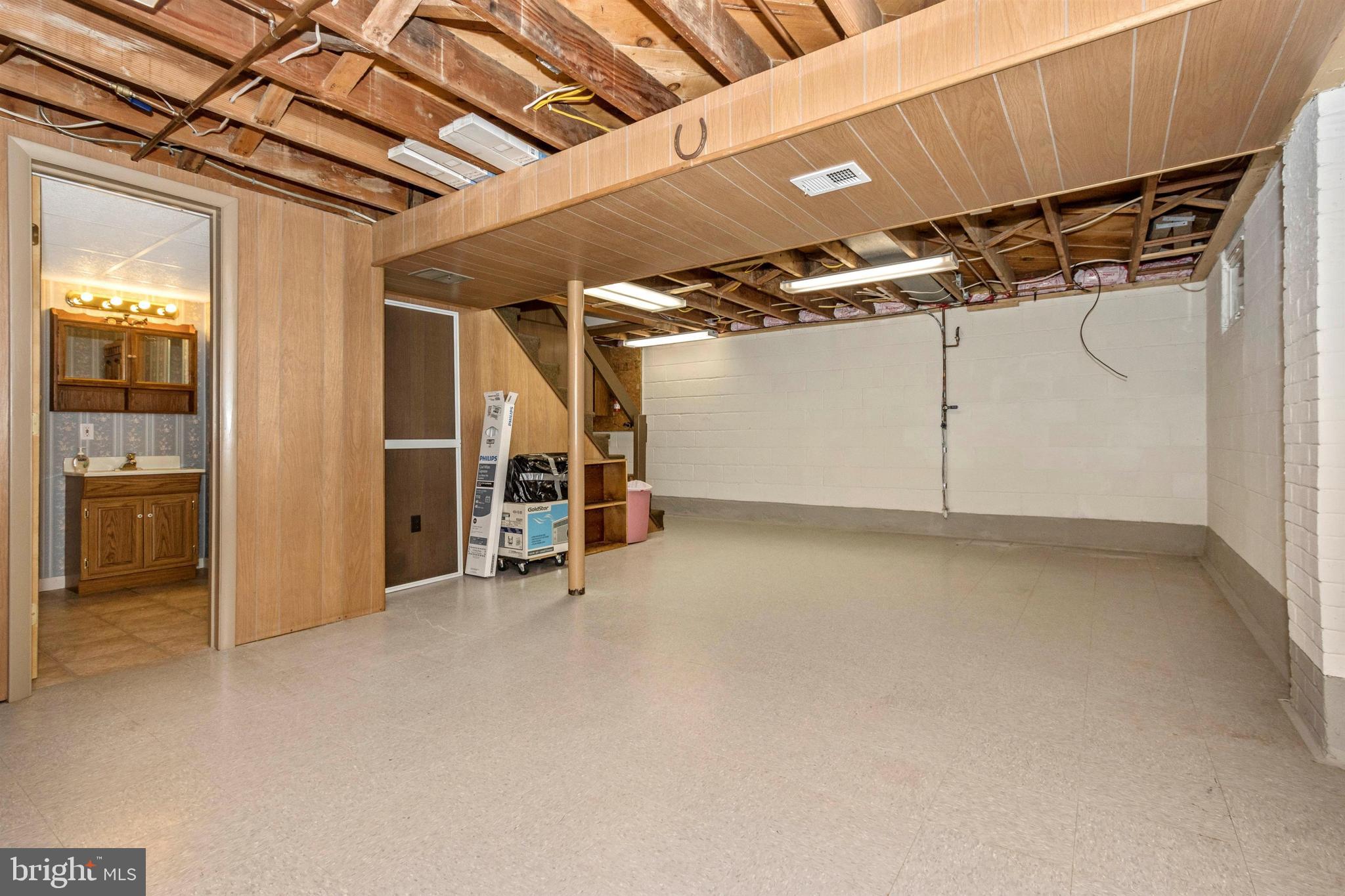 5213 Cochran Road Beltsville, MD 20705 - Photo 21 of 47 BASEMENT/REC ROOM