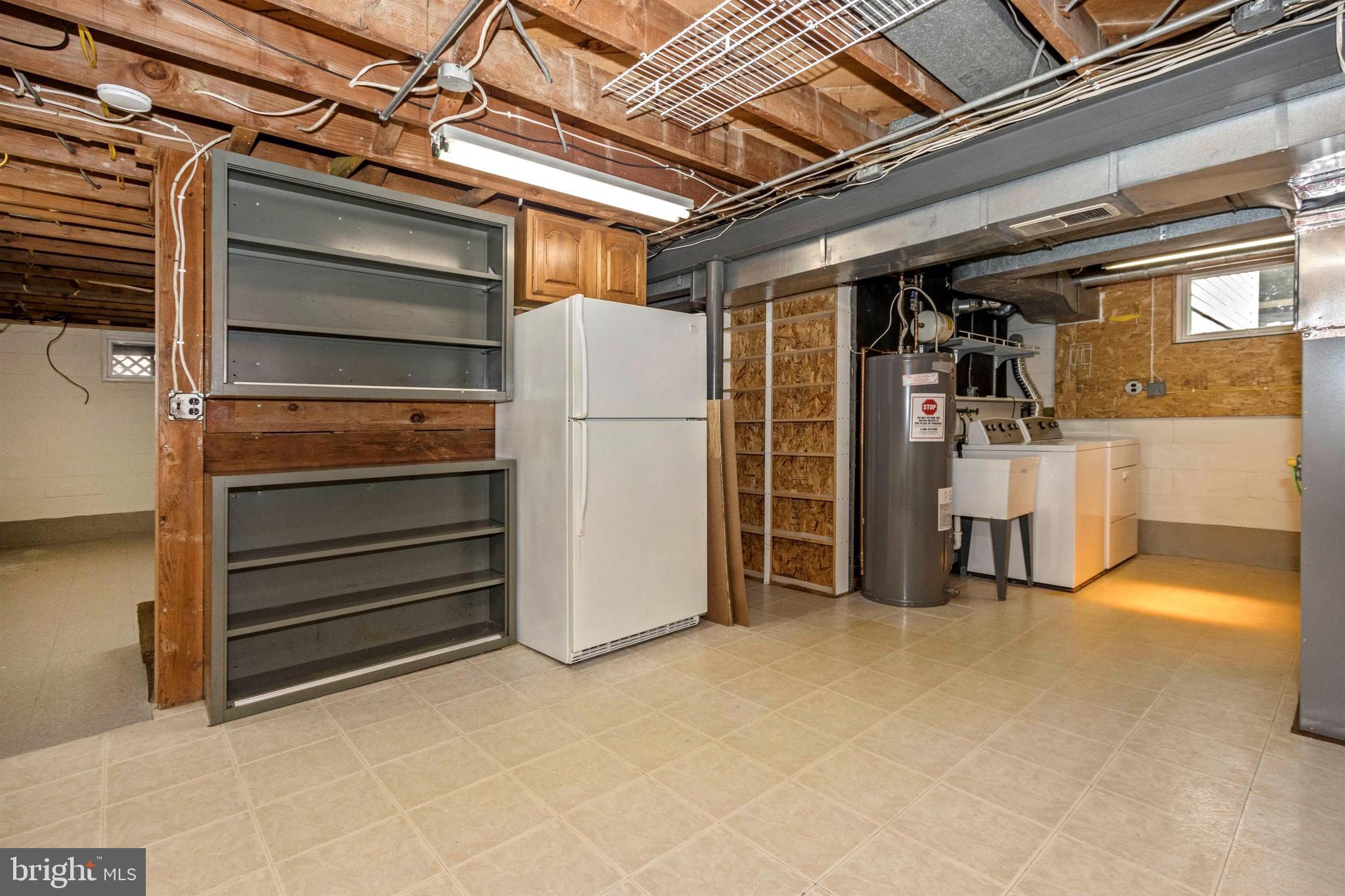 5213 Cochran Road Beltsville, MD 20705 - Photo 23 of 47 BASEMENT/REC ROOM