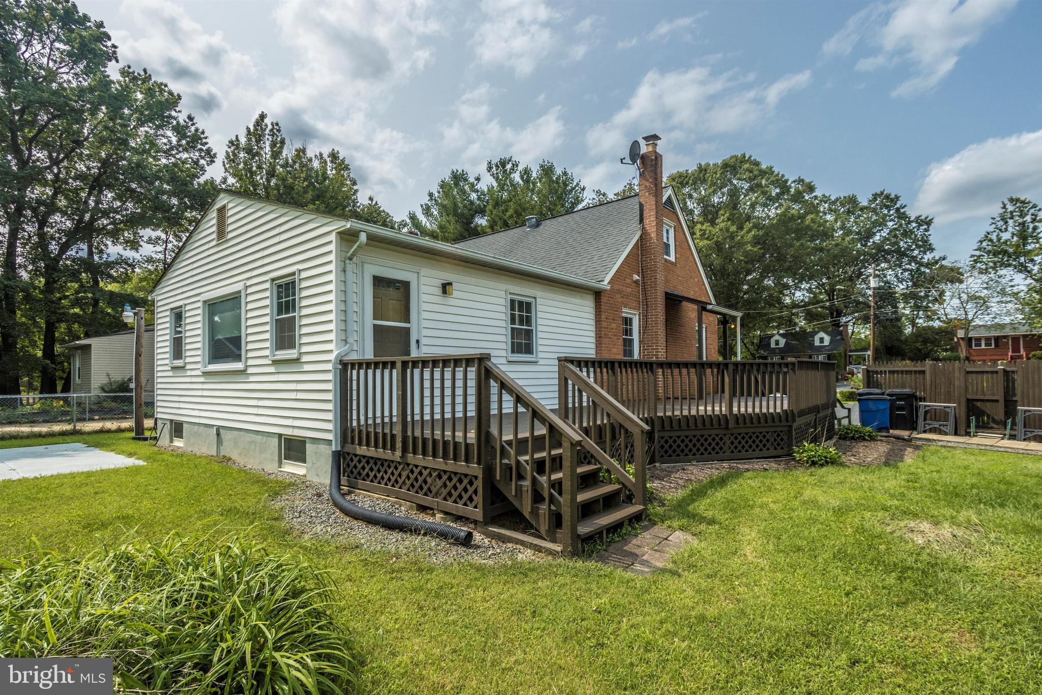 5213 Cochran Road Beltsville, MD 20705 - Photo 31 of 47 REAR EXTERIOR VIEW
