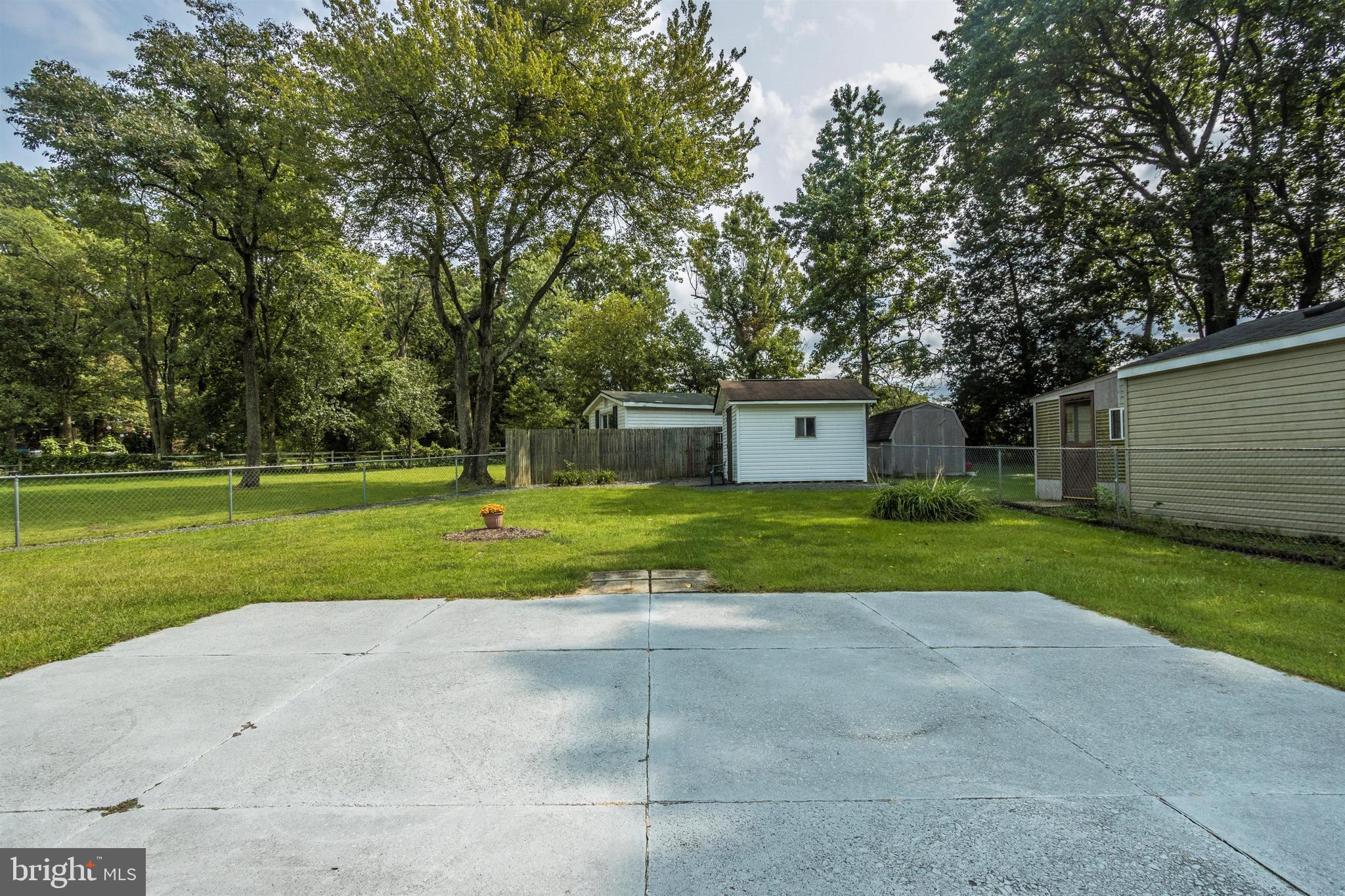 5213 Cochran Road Beltsville, MD 20705 - Photo 34 of 47 PATIO