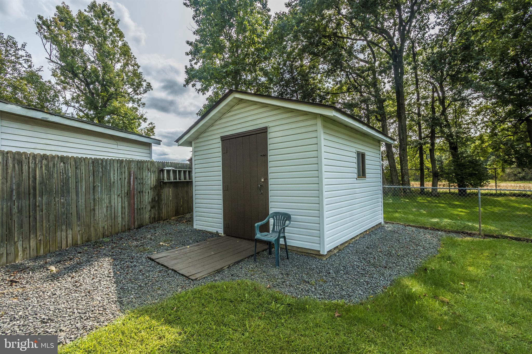 5213 Cochran Road Beltsville, MD 20705 - Photo 37 of 47 SHED 1