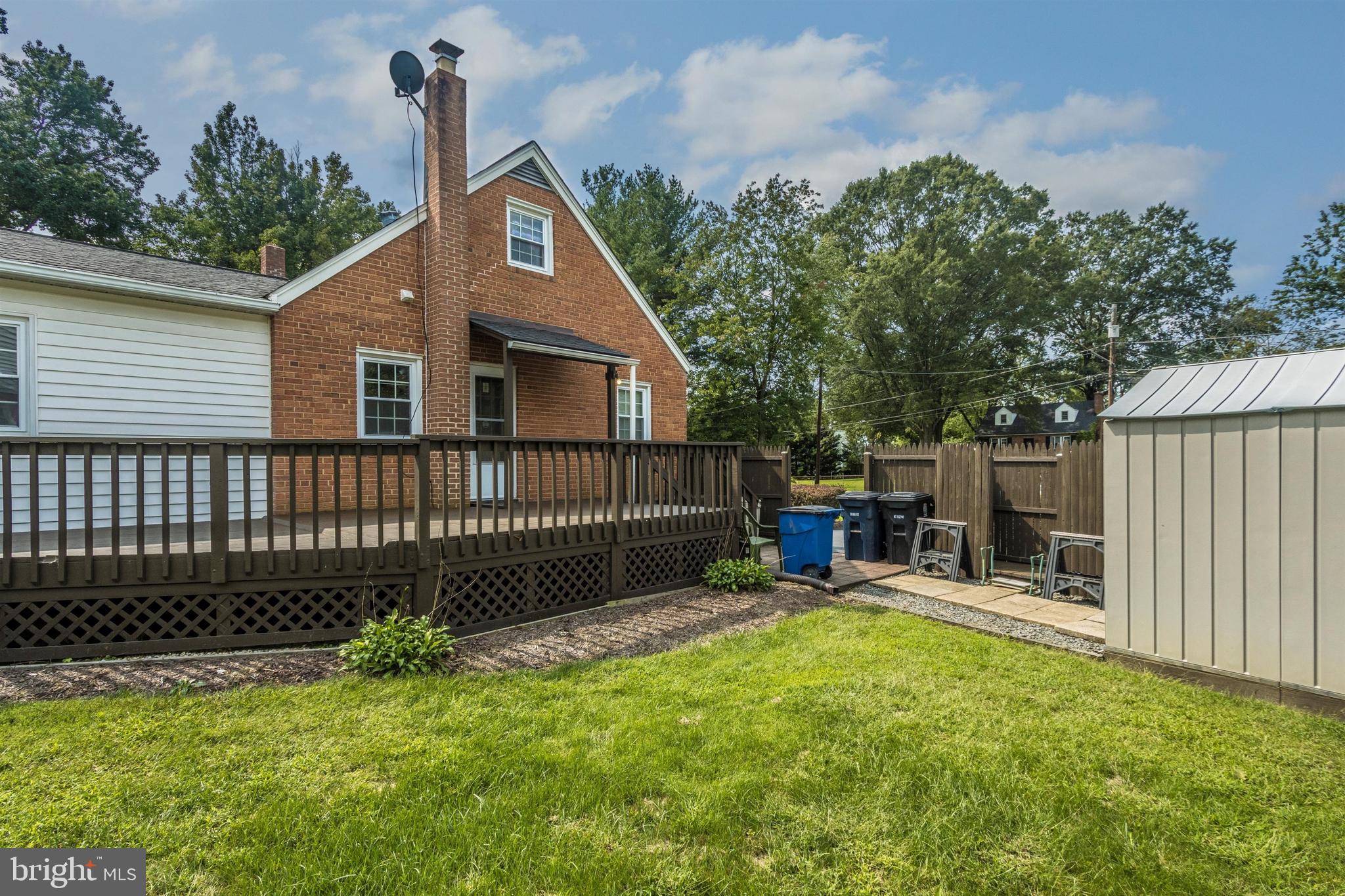 5213 Cochran Road Beltsville, MD 20705 - Photo 42 of 47 VIEW OF HUGE DECK