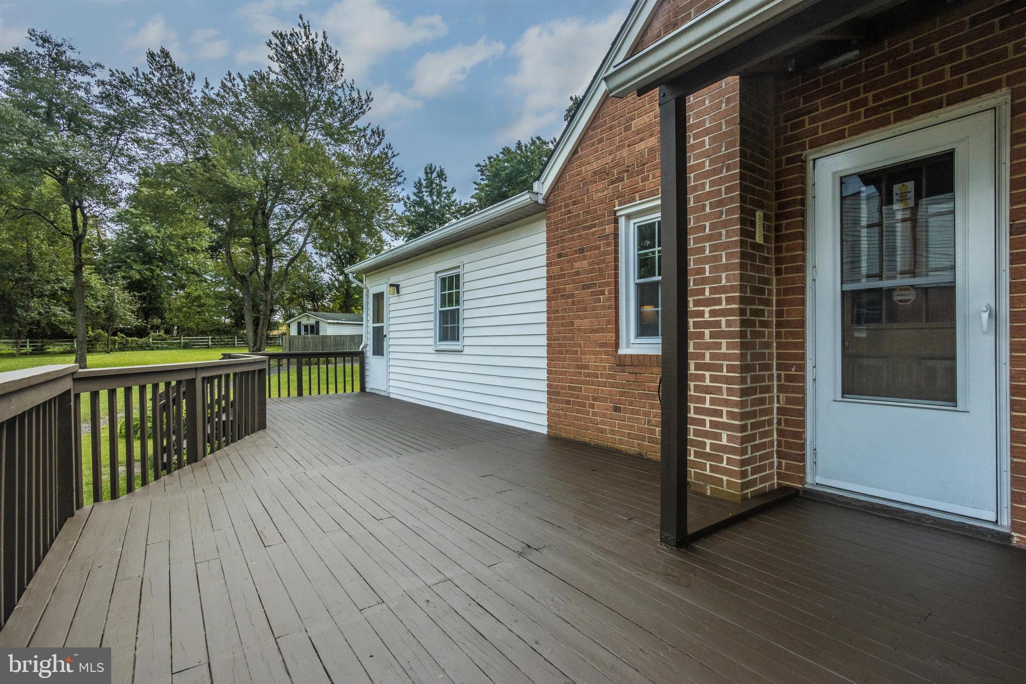 5213 Cochran Road Beltsville, MD 20705 - Photo 43 of 47 HUGE DECK