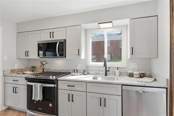 $359,000 | 37 Pontiac Road, Pittsburgh, PA 15241