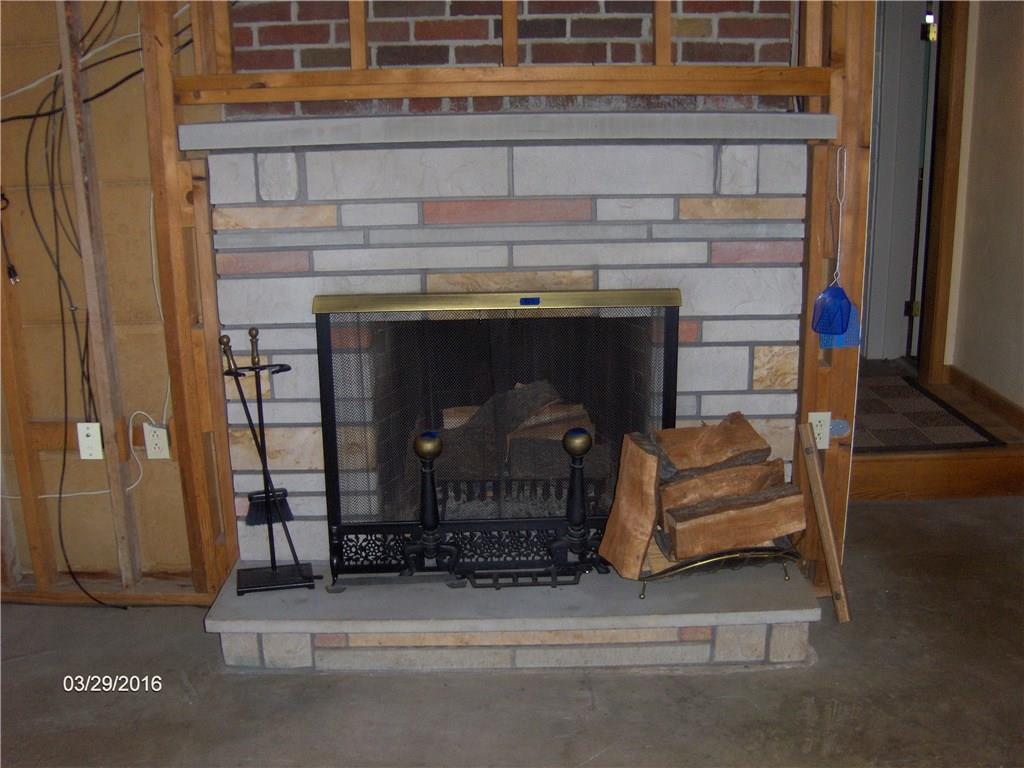 5 Pleasant View Street Burgettstown, PA 15021 - Photo 14 of 25 Wood burning fireplace.