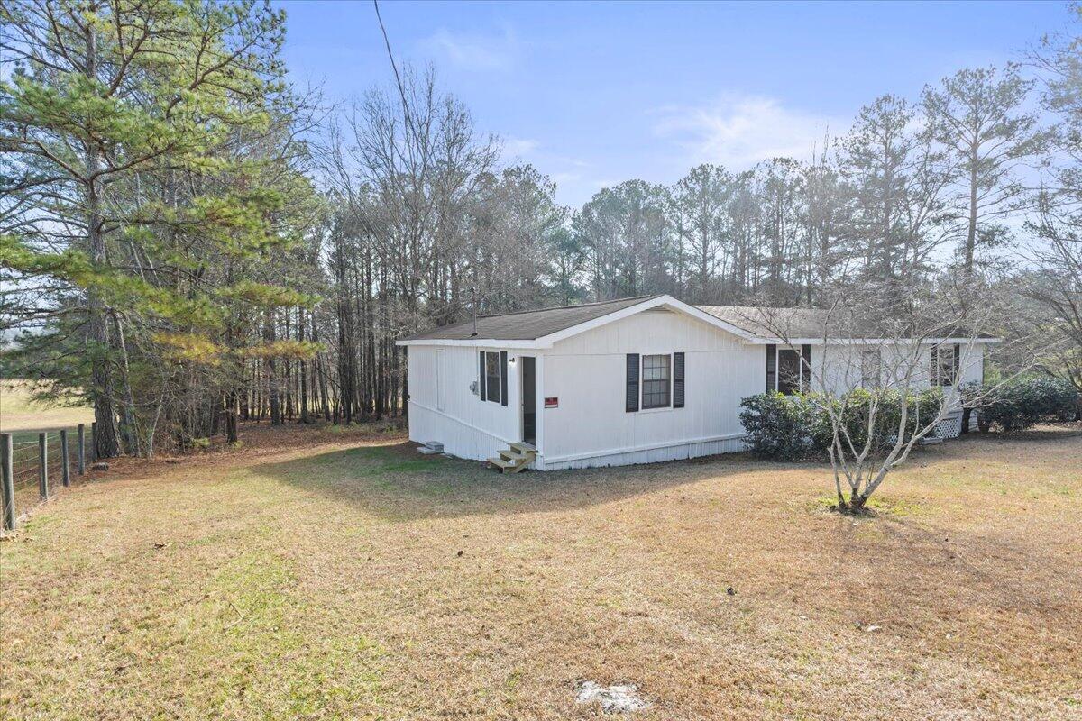 319 Cannon Road LaFayette, GA 30728 - Photo 2 of 17 20260106200744158074000000-o