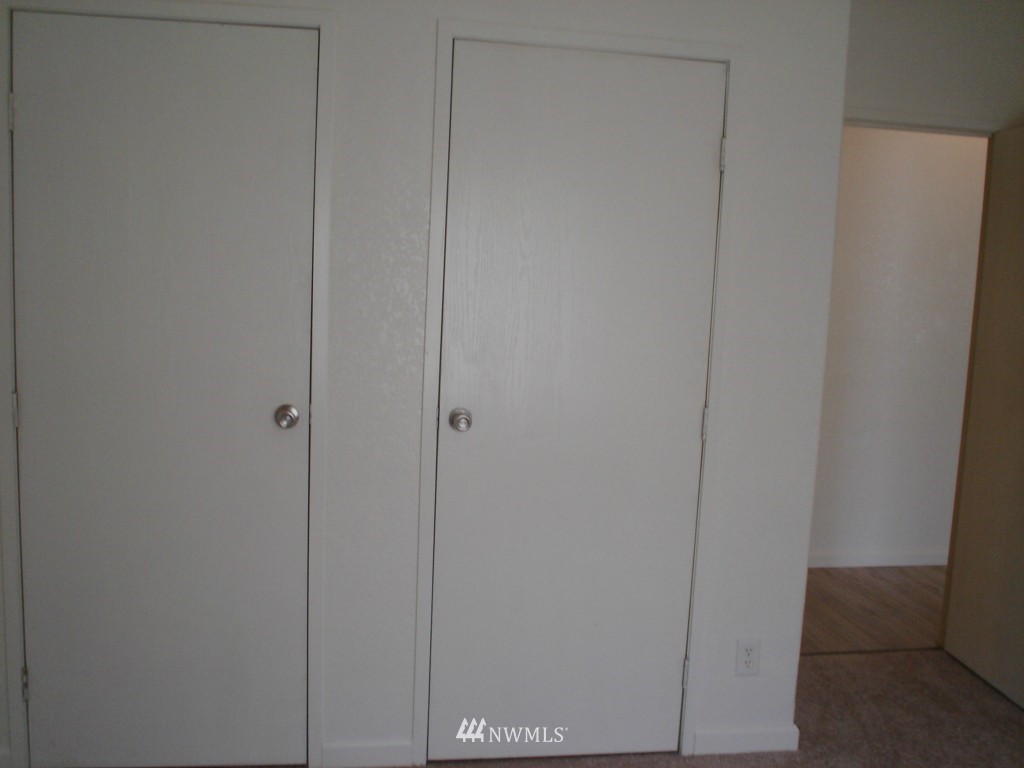 12827 East Macs Loop Road Granite Falls, WA 98252 - Photo 17 of 25 Gallery Image 17