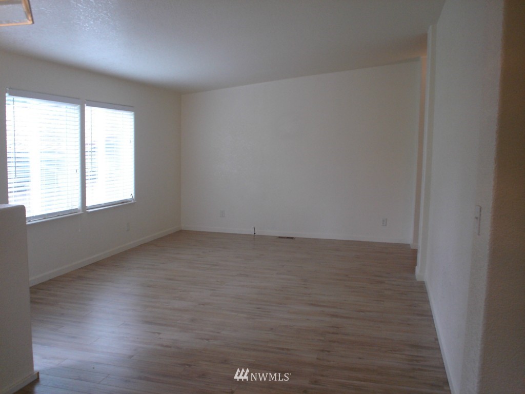 12827 East Macs Loop Road Granite Falls, WA 98252 - Photo 10 of 25 Gallery Image 10