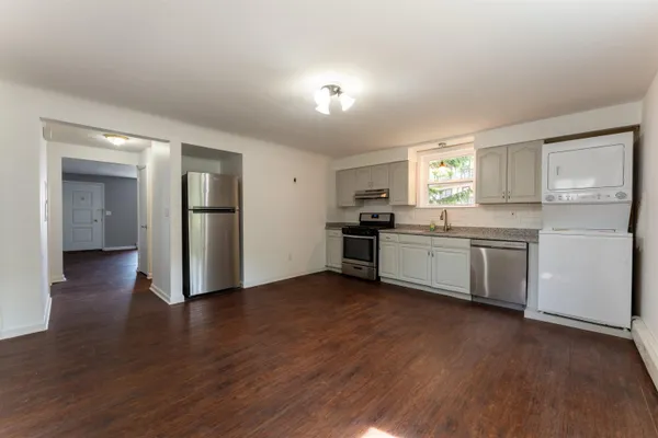 $2,450 | 6708 Columbia Avenue, Unit 1, North Bergen, NJ 07047