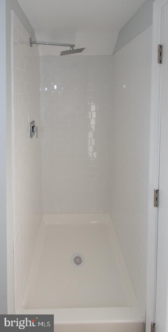 8128 Cornwall Road Baltimore, MD 21222 - Photo 17 of 22