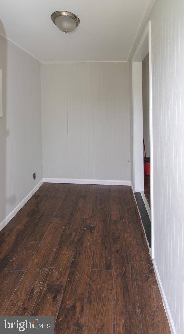 8128 Cornwall Road Baltimore, MD 21222 - Photo 6 of 22
