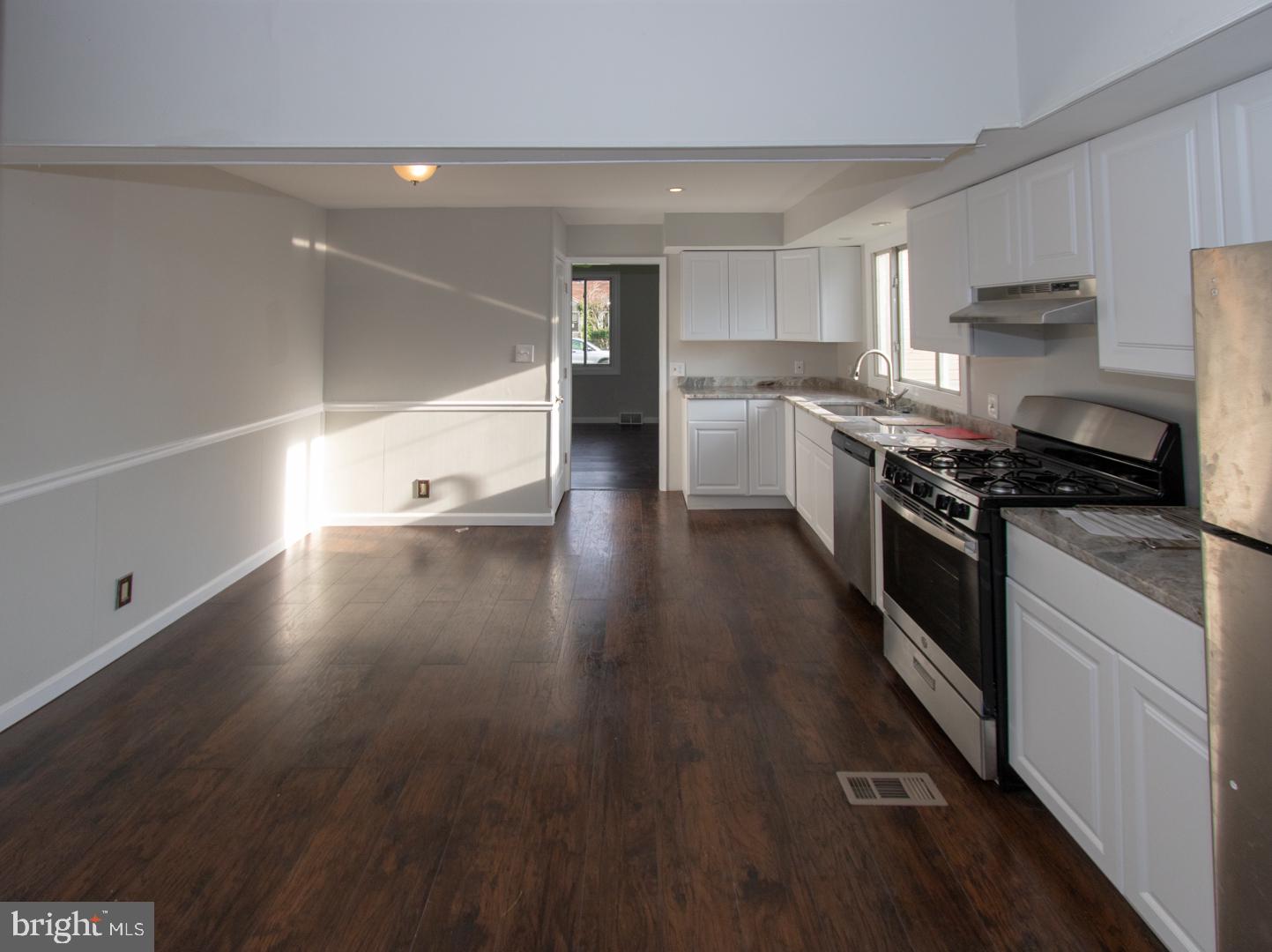 8128 Cornwall Road Baltimore, MD 21222 - Photo 8 of 22