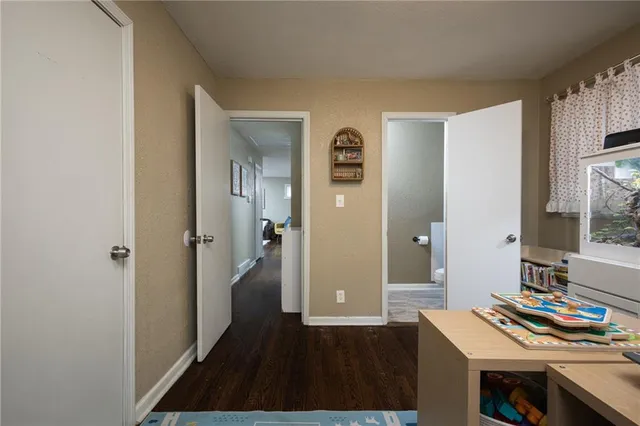 $239,000 | 1309 South McHenry Avenue, Independence, MO 64057