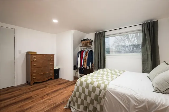 $239,000 | 1309 South McHenry Avenue, Independence, MO 64057