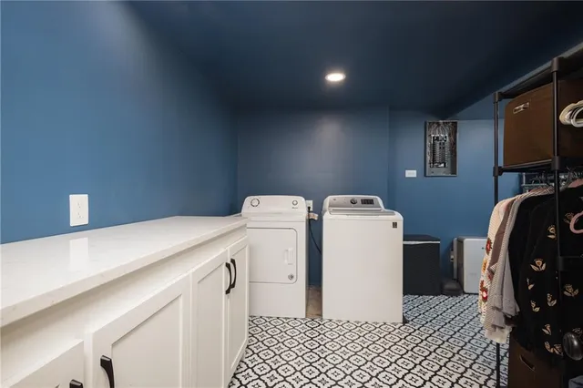 $239,000 | 1309 South McHenry Avenue, Independence, MO 64057