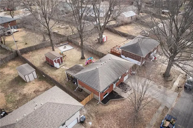 $239,000 | 1309 South McHenry Avenue, Independence, MO 64057