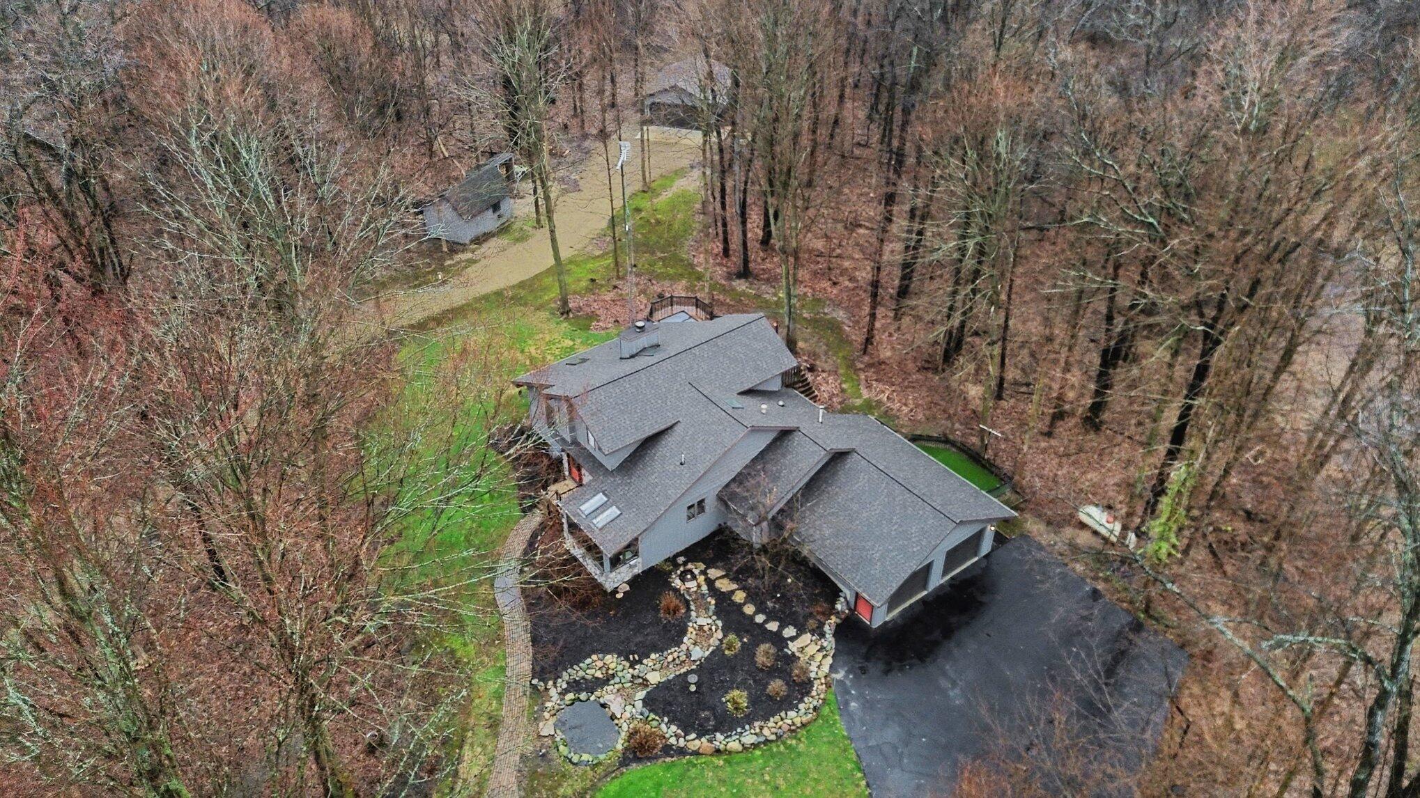 2913 Grange Road Berrien Springs, MI 49103 - Photo 29 of 32 029_file_3048