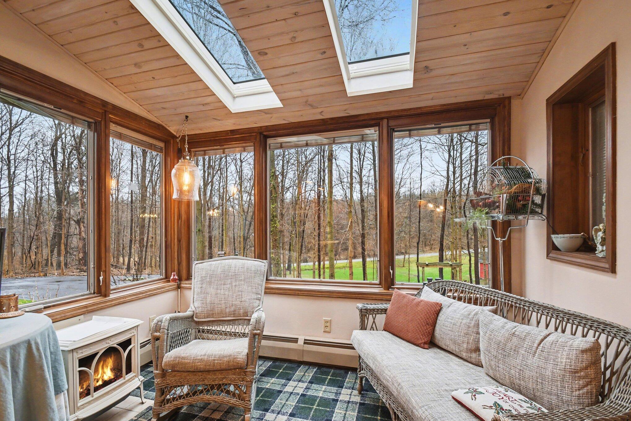 2913 Grange Road Berrien Springs, MI 49103 - Photo 5 of 32 005_file_6887