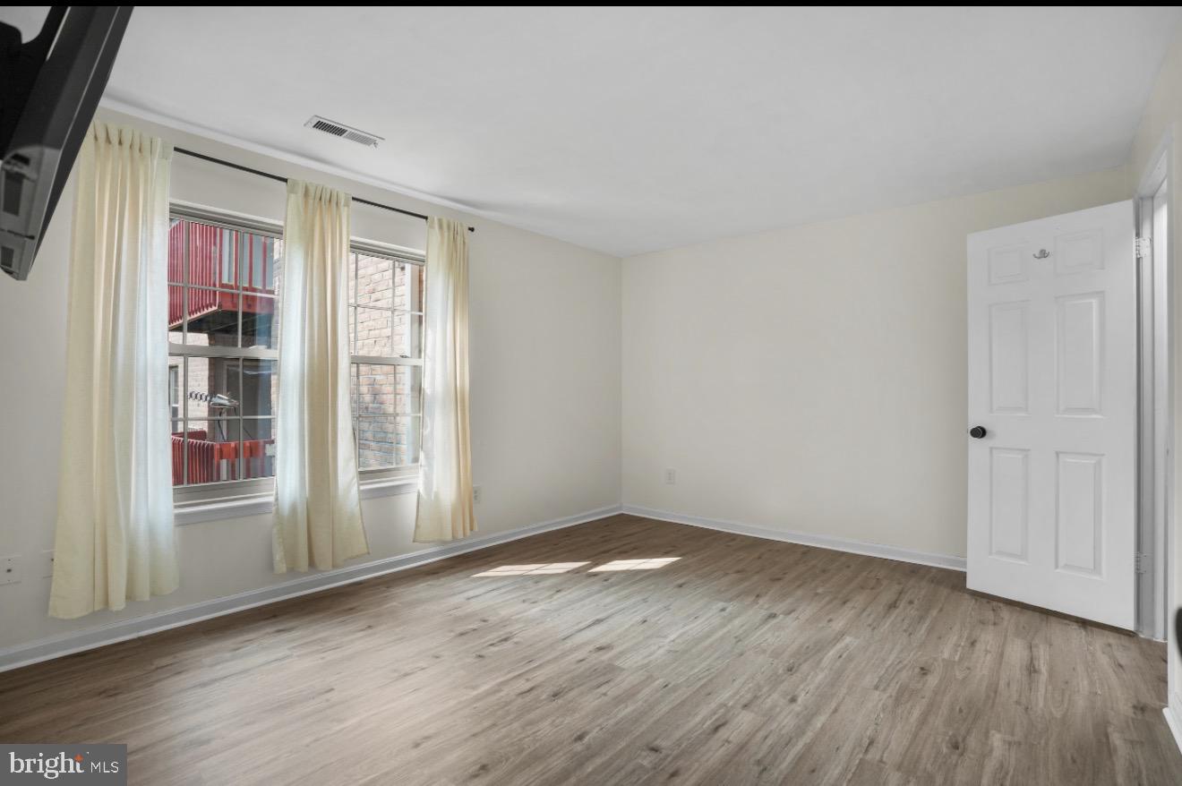 4 Cedar Valley Place, Unit 202 Baltimore, MD 21221 - Photo 12 of 24