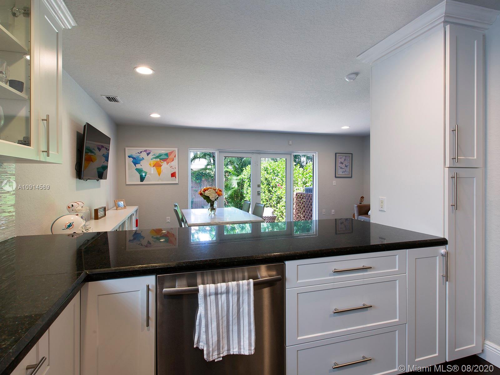 3053 Orange Street, Unit 3053 Miami, FL 33133 - Photo 10 of 36