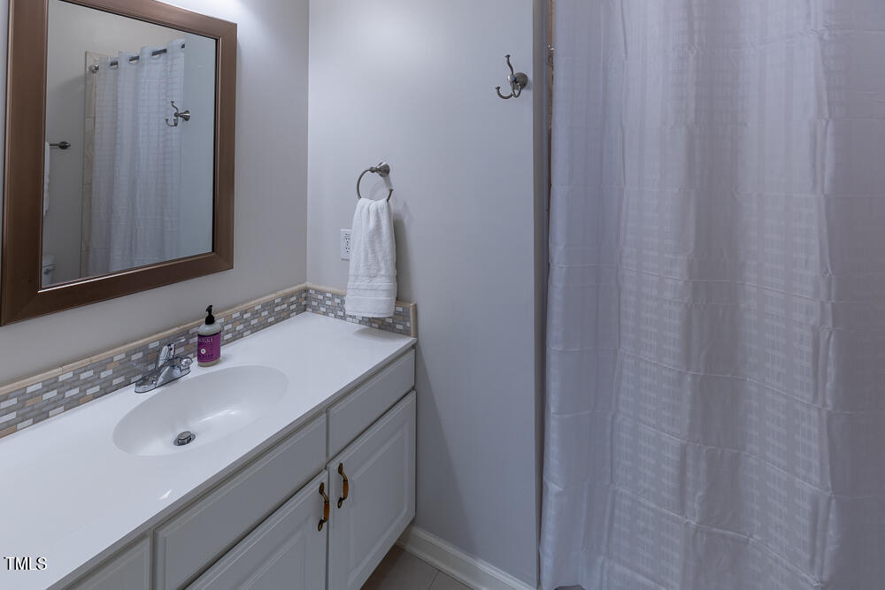 8231 Allyns Landing Way, Unit 104 Raleigh, NC 27615 - Photo 18 of 34 IMG_5281-HDR