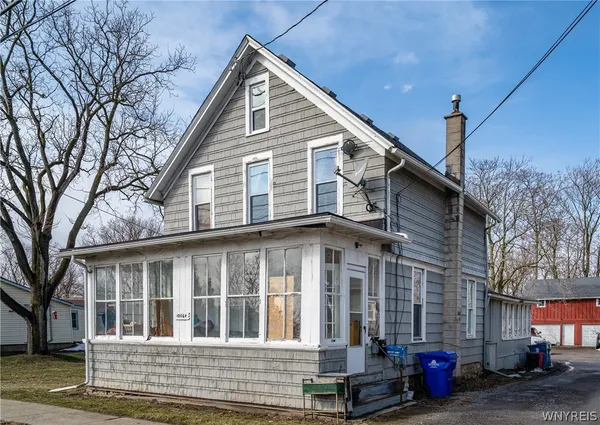 $324,500 | 10864 Main Street, Clarence, NY 14031