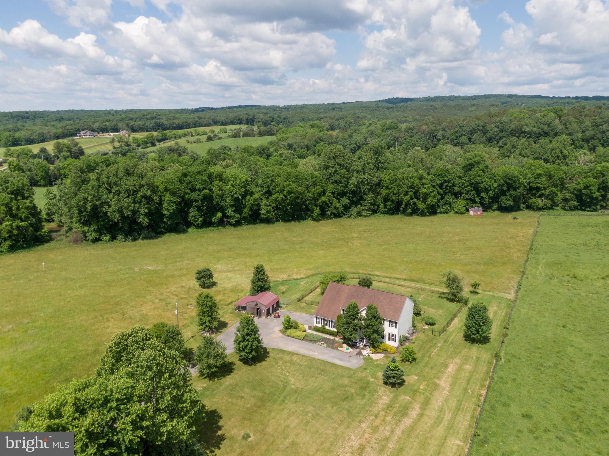 2812 Hunting Ridge Road Winchester, VA 22603 - Photo 2 of 56 Gallery Image 2