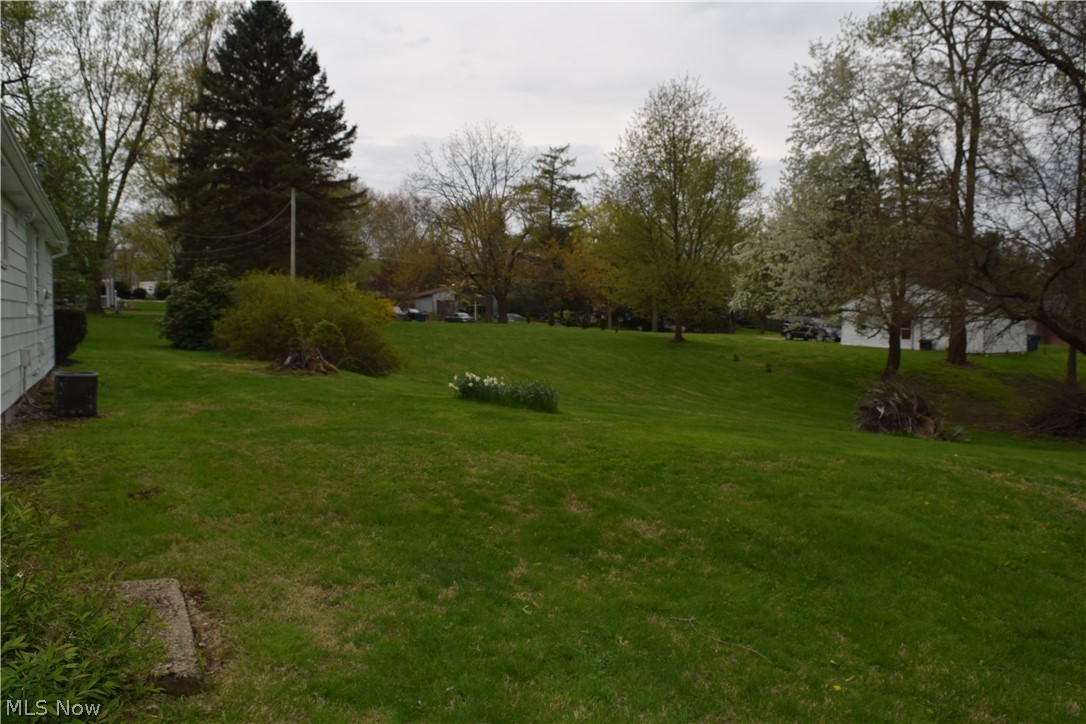 3949 Cox Road Barberton, OH 44203 - Photo 8 of 25 Gallery Image 8