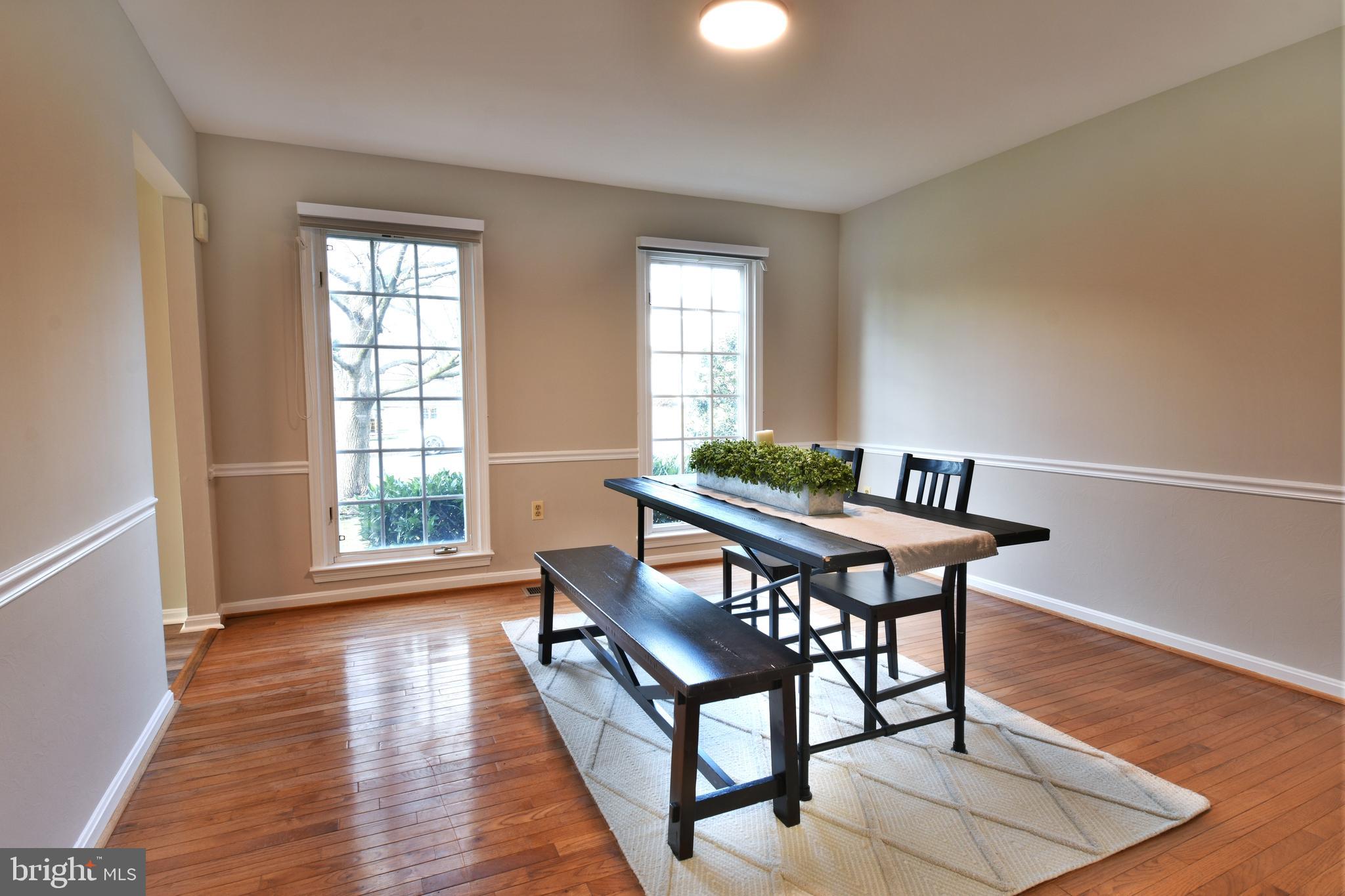 8720 Evangel Drive Springfield, VA 22153 - Photo 13 of 77