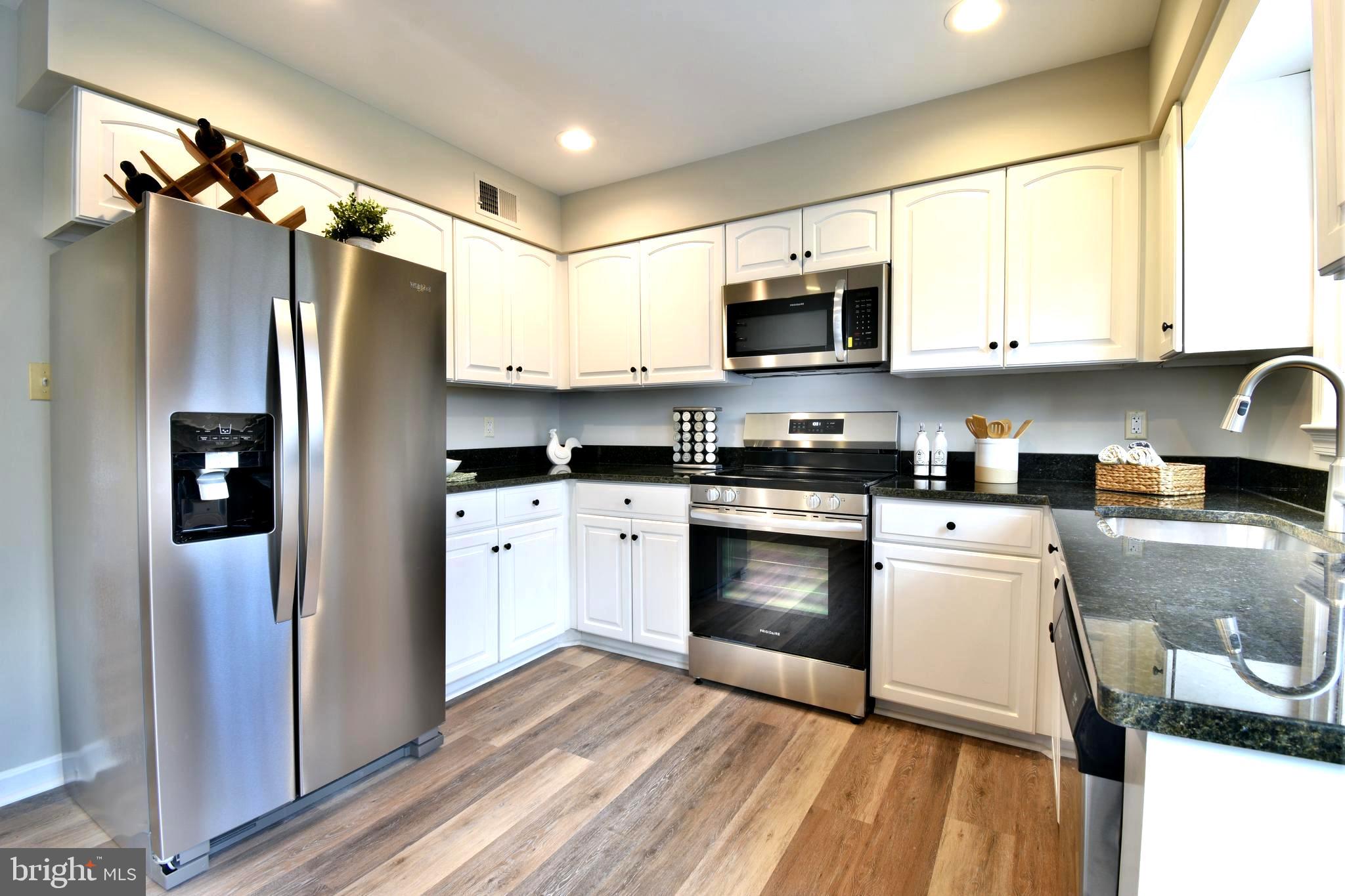 8720 Evangel Drive Springfield, VA 22153 - Photo 17 of 77