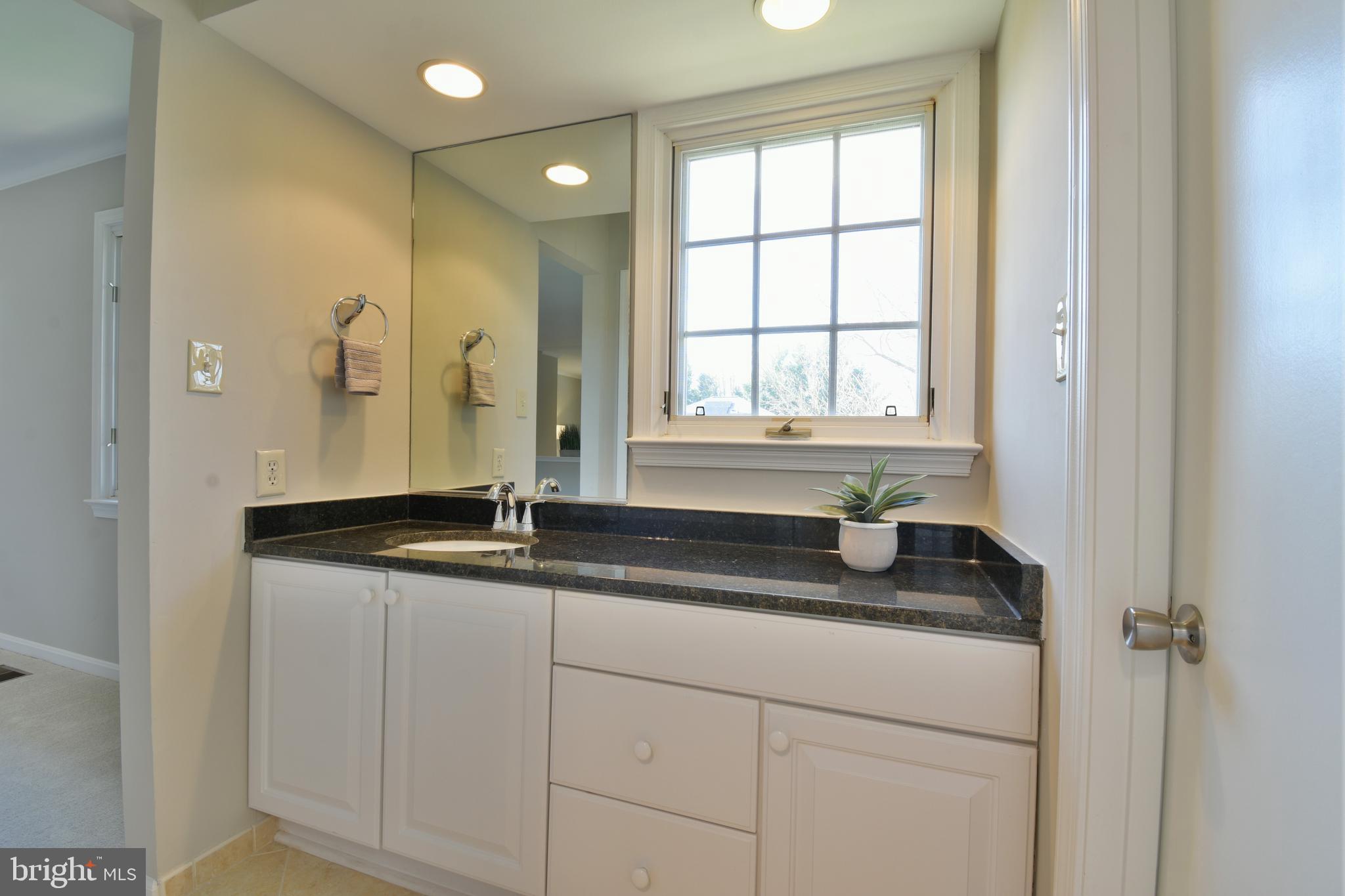 8720 Evangel Drive Springfield, VA 22153 - Photo 26 of 77