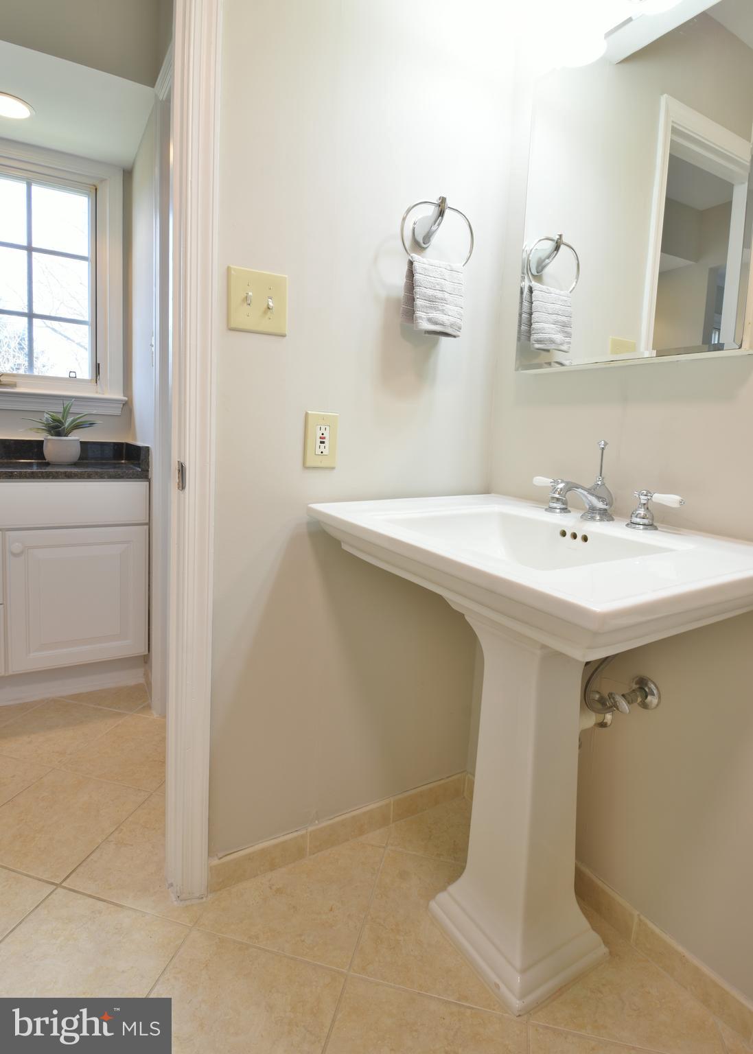 8720 Evangel Drive Springfield, VA 22153 - Photo 27 of 77