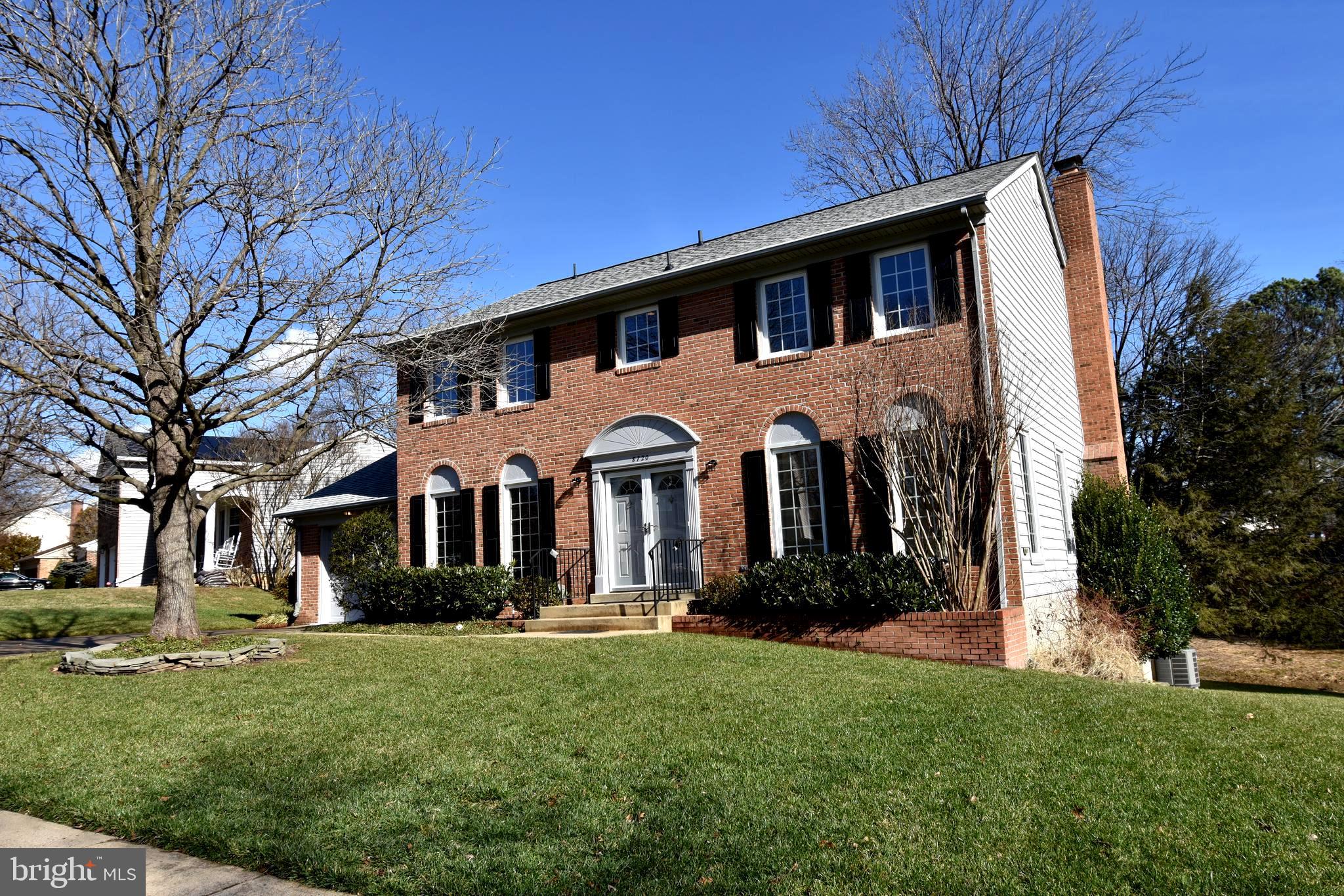 8720 Evangel Drive Springfield, VA 22153 - Photo 4 of 77