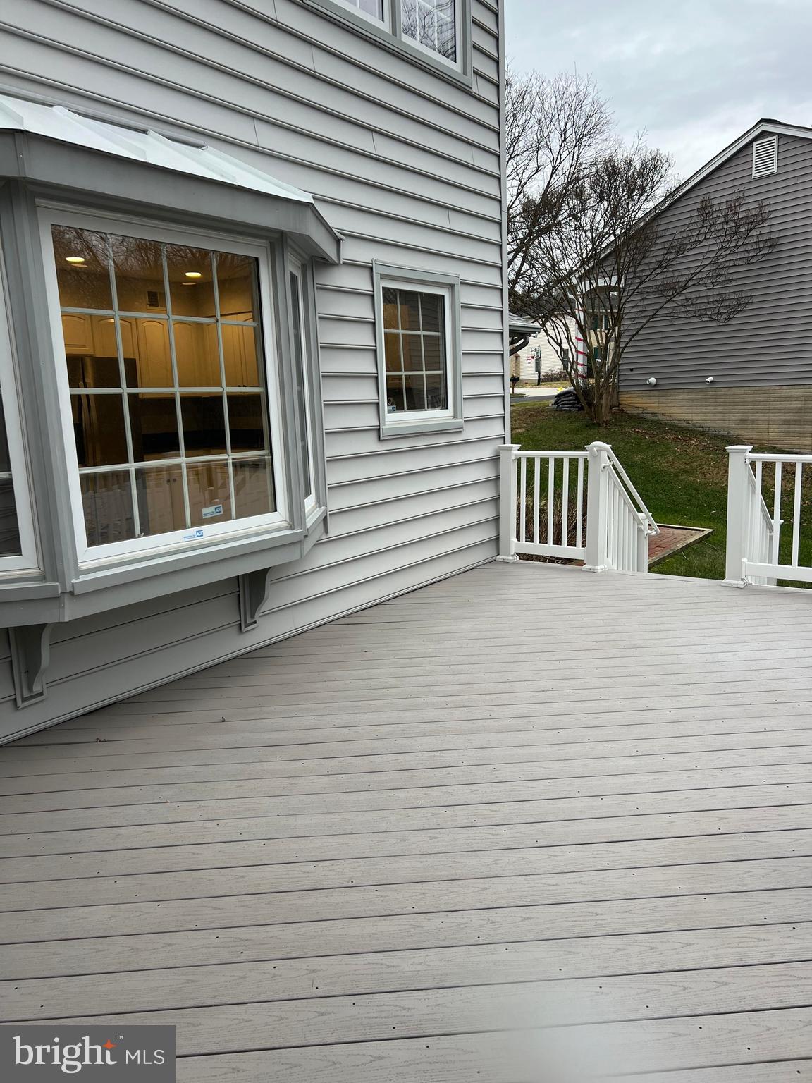 8720 Evangel Drive Springfield, VA 22153 - Photo 61 of 77 Trex Deck