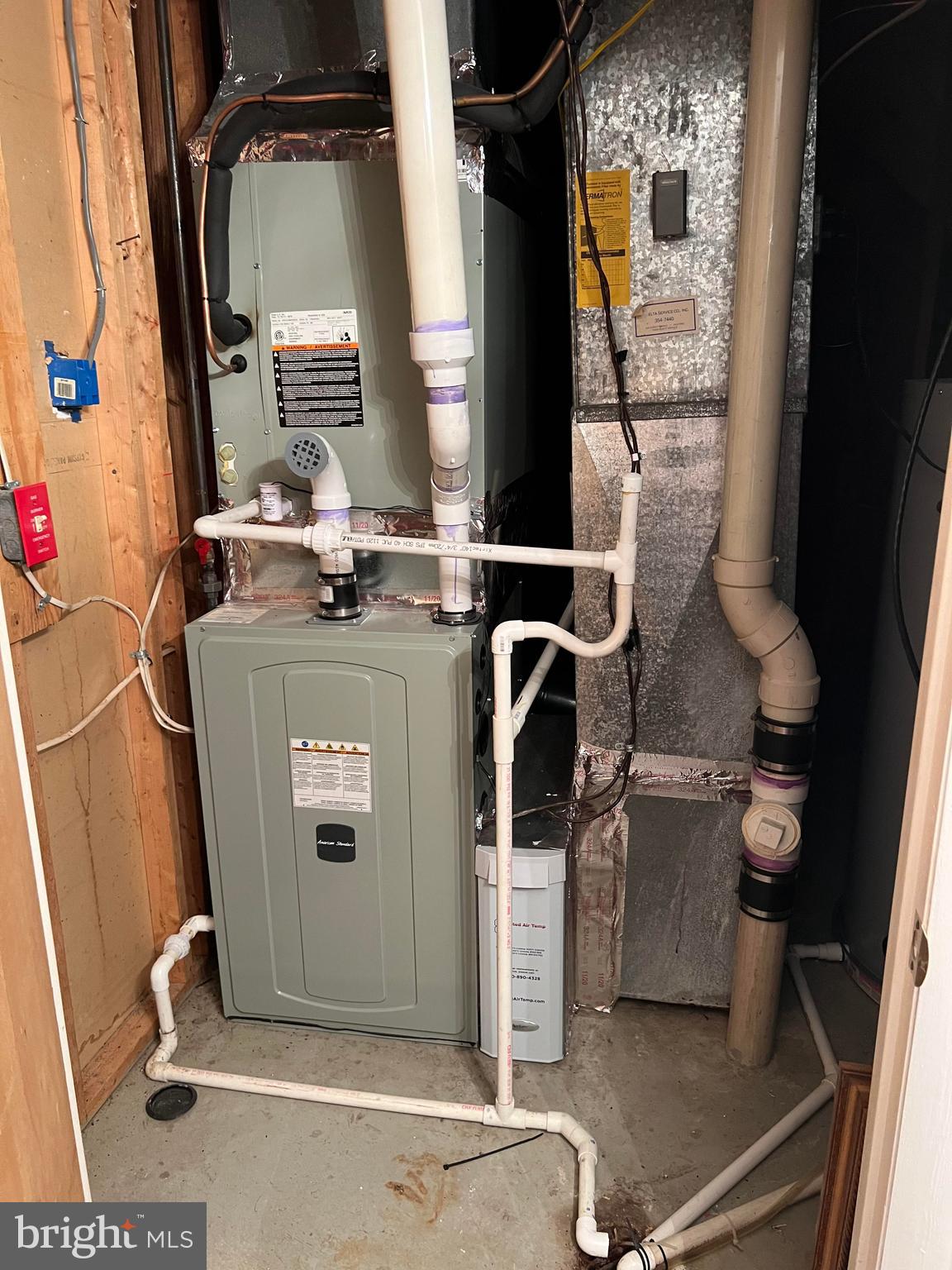 8720 Evangel Drive Springfield, VA 22153 - Photo 70 of 77 Newer Heat