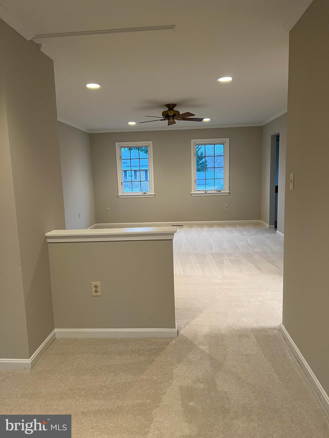 8720 Evangel Drive Springfield, VA 22153 - Photo 76 of 77 Primary bedroom with sitting room