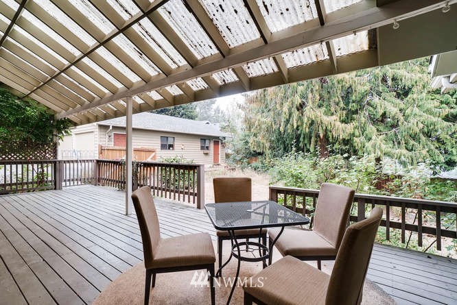 832 Southwest 4th Place Renton, WA 98057 - Photo 19 of 25 a view of a chairs and table in the roof deck