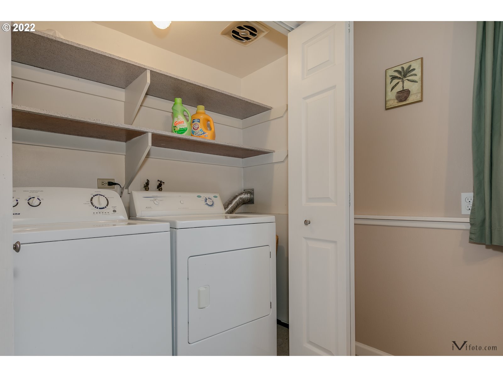 2575 Dumas Drive Springfield, OR 97477 - Photo 14 of 28 Gallery Image 14