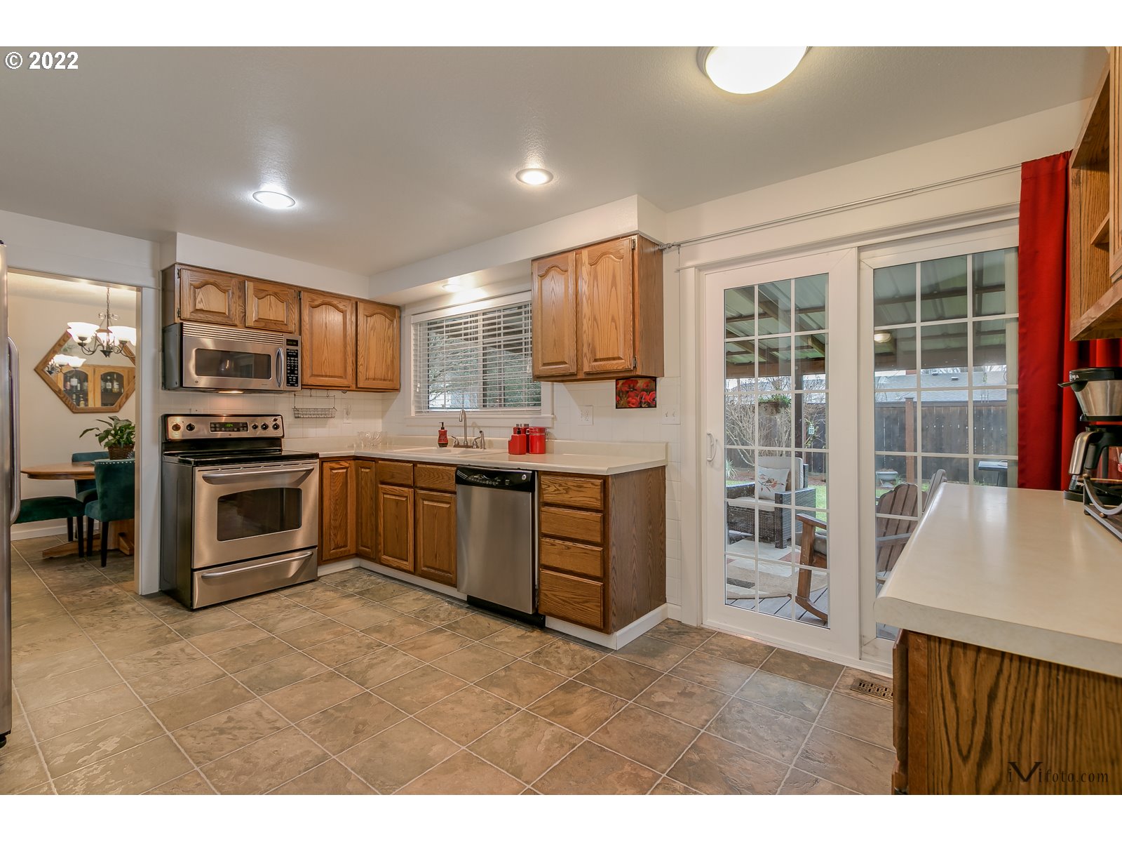 2575 Dumas Drive Springfield, OR 97477 - Photo 9 of 28 Gallery Image 9