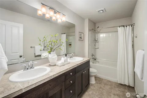 $999,998 | 13272 188th Avenue Southeast, Monroe, WA 98272