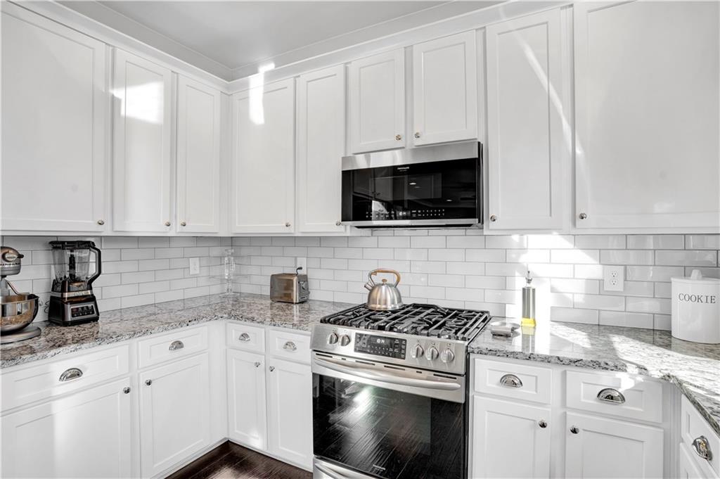 1395 Marion Street Southeast Atlanta, GA 30315 - Photo 13 of 23