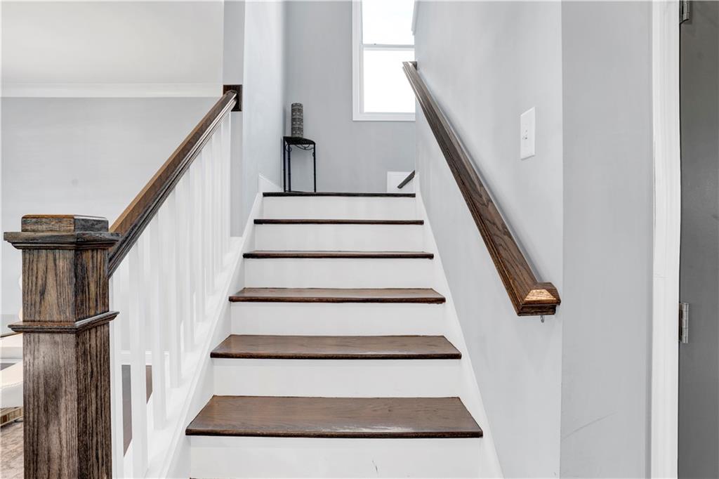 1395 Marion Street Southeast Atlanta, GA 30315 - Photo 6 of 23