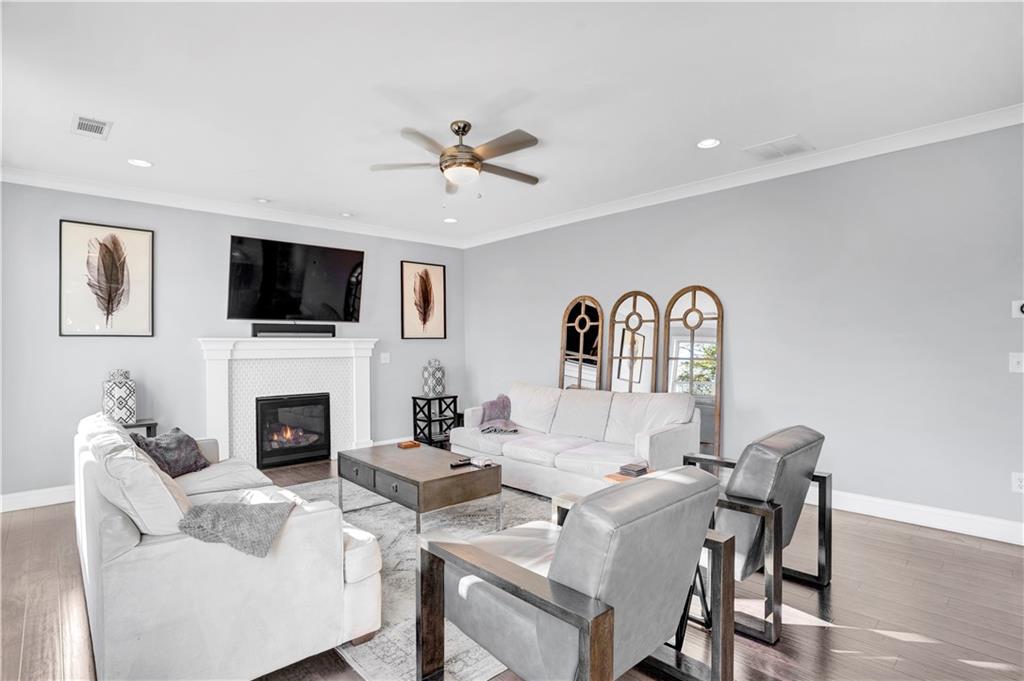 1395 Marion Street Southeast Atlanta, GA 30315 - Photo 7 of 23