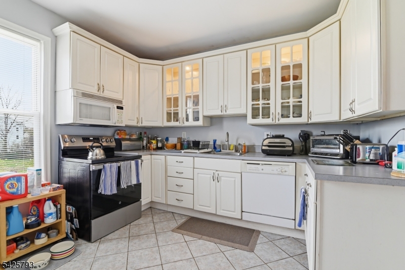 10 Brighton Avenue Andover, NJ 07821 - Photo 13 of 27