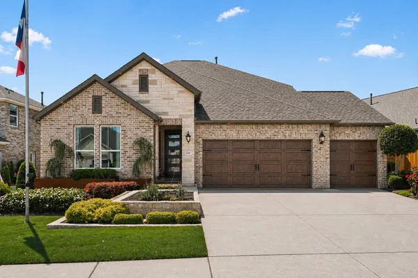 $649,900 | 204 Barton Oak Trail, Georgetown, TX 78628