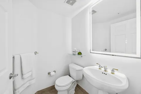 $1,125,000 | 100 South Birch Road, Unit 1004, Fort Lauderdale, FL 33316