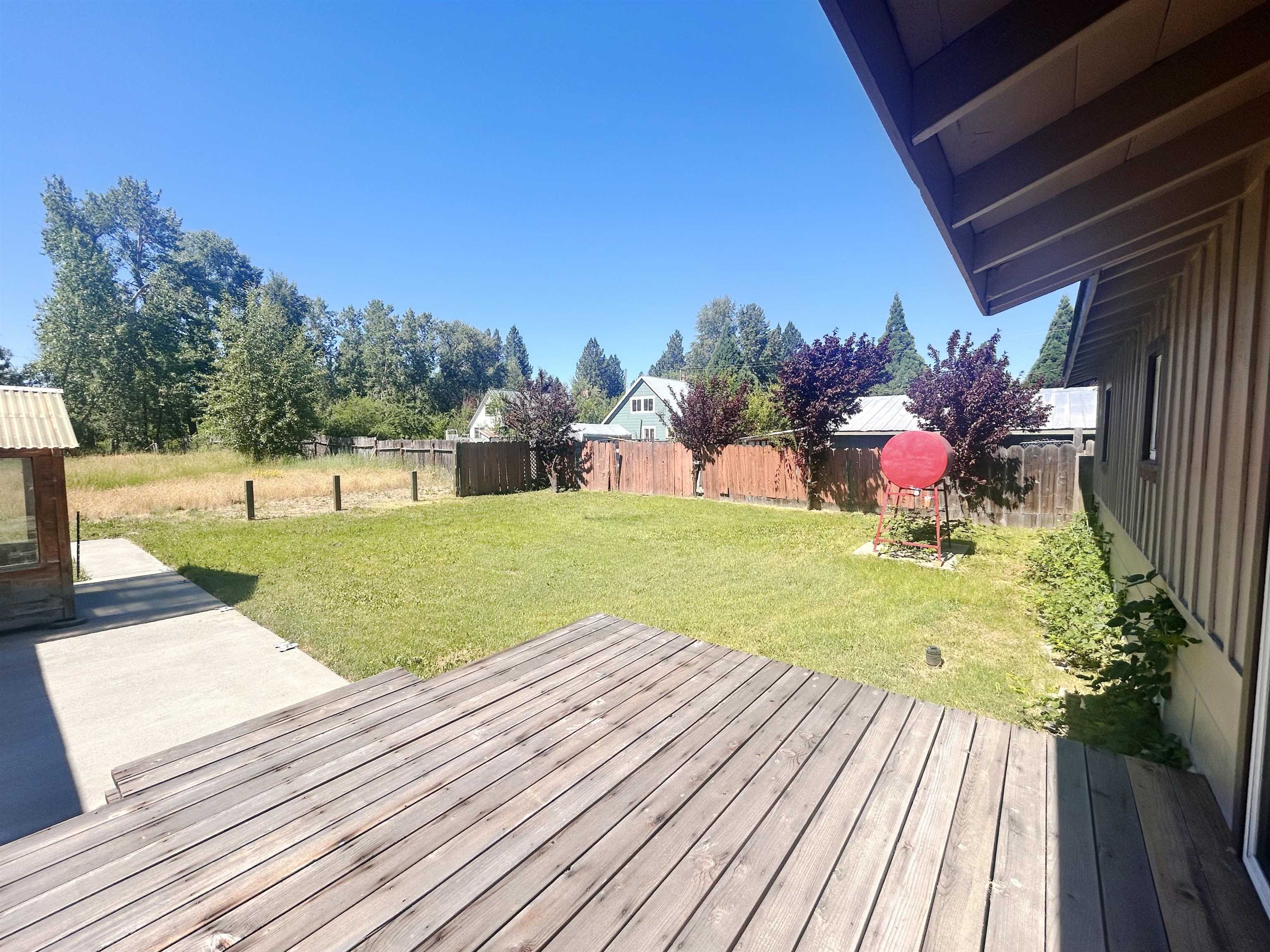560 2nd Street Chester, CA 96020 - Photo 4 of 18