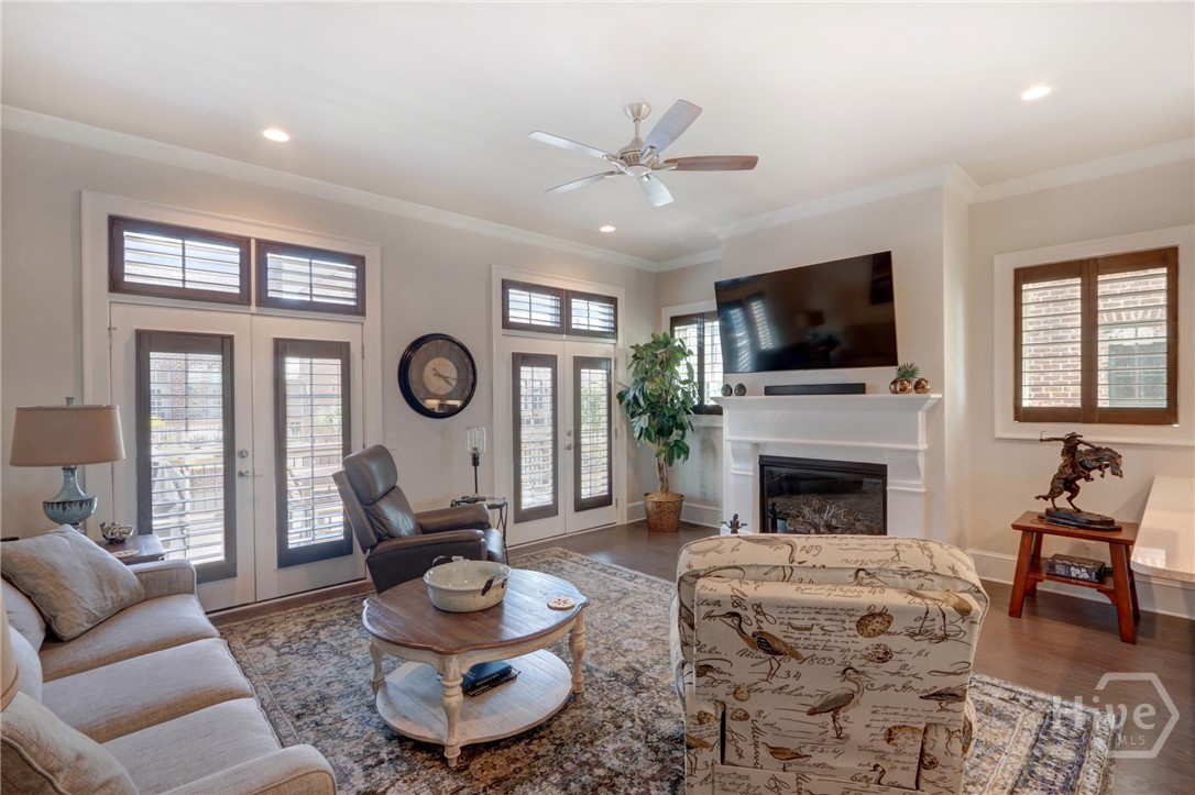 421 Port Street Savannah, GA 31401 - Photo 14 of 38