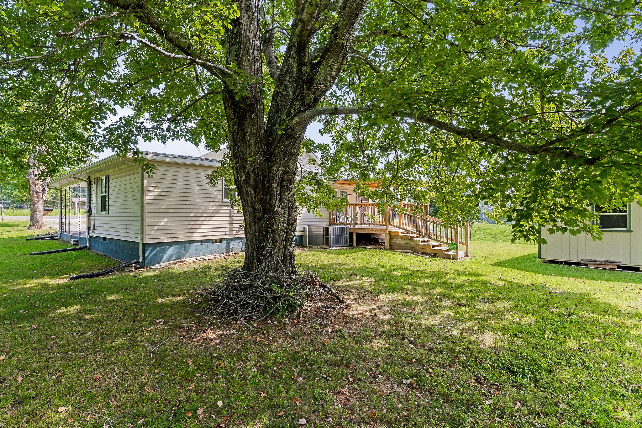 306 Blue Road Quebeck, TN 38579 - Photo 24 of 31 Gallery Image 24